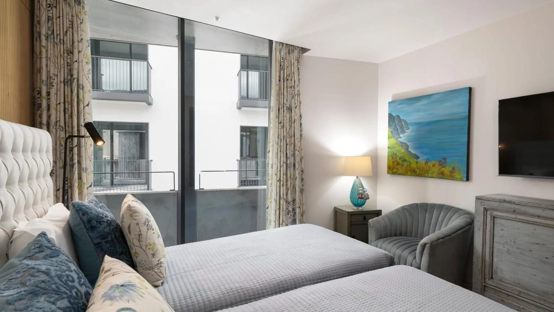 Savoy Insular IV By An Island Apart Lejlighed Funchal  Portugal